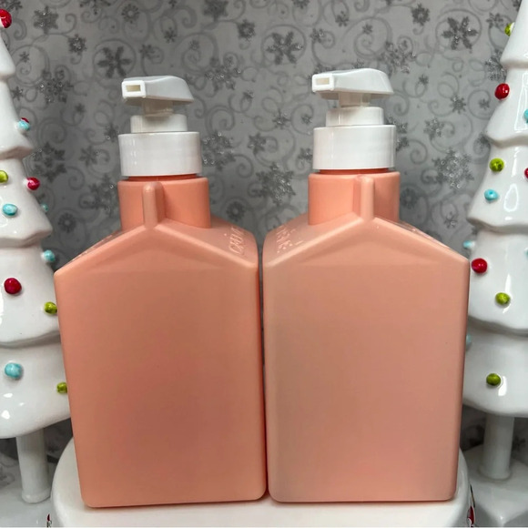 The Creme Shop White Peach Bliss Body Balm & Body Cleanser - Christmas - Picture 2 of 9